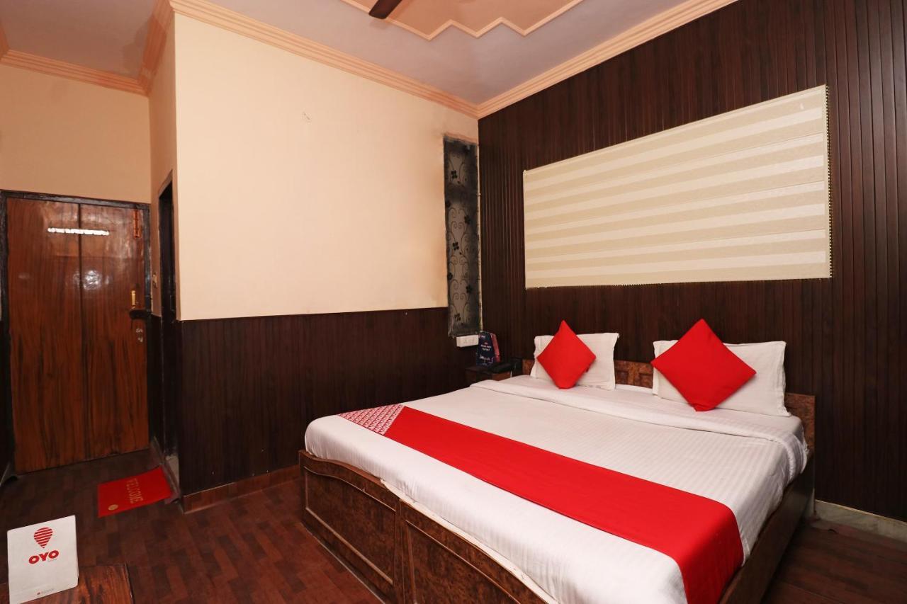 Oyo 8379 Hotel Kamal Lucknow Exterior foto